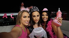 new mofos porn ad StepSister Shared Her BoyFriend & Bestie starring Ashley Adams and Gina Valentina