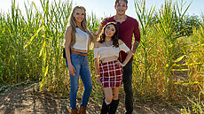 Jayden-Marcos-Amber-Summer-in-Pick-Me-Im-Perfect-S1E4-LilSis-Dec-17-2023-2