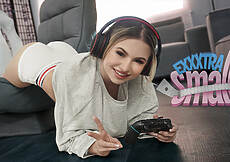 Titty Attack Aria Banks in Cum Get Me TeamSkeet