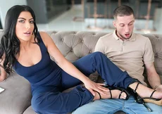 Gal Ritchie &  					Cody Carter in Love Her Films 'Gaining New Fans'