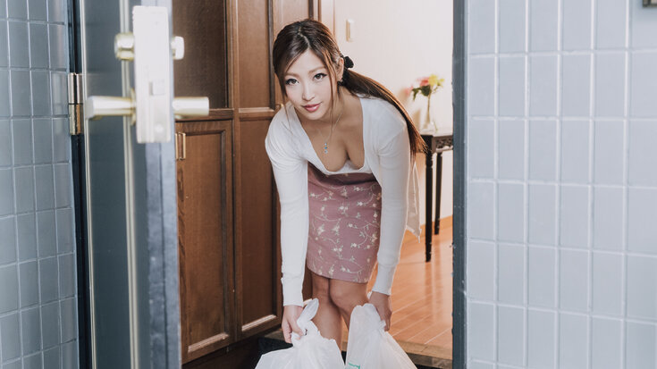 Erito Porn A Bone to Pick with Sexy Housewife Japanese  XXX Jav Pornstar
